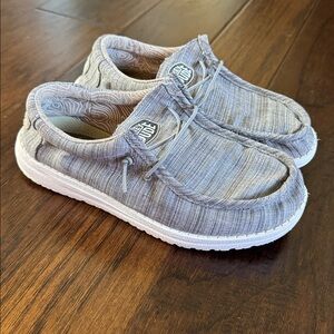 Hey Dude Wally Blend Linen Shoes sz Y4 stone